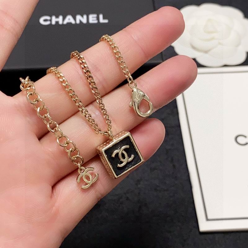 Chanel necklace 1lyx84 (8)